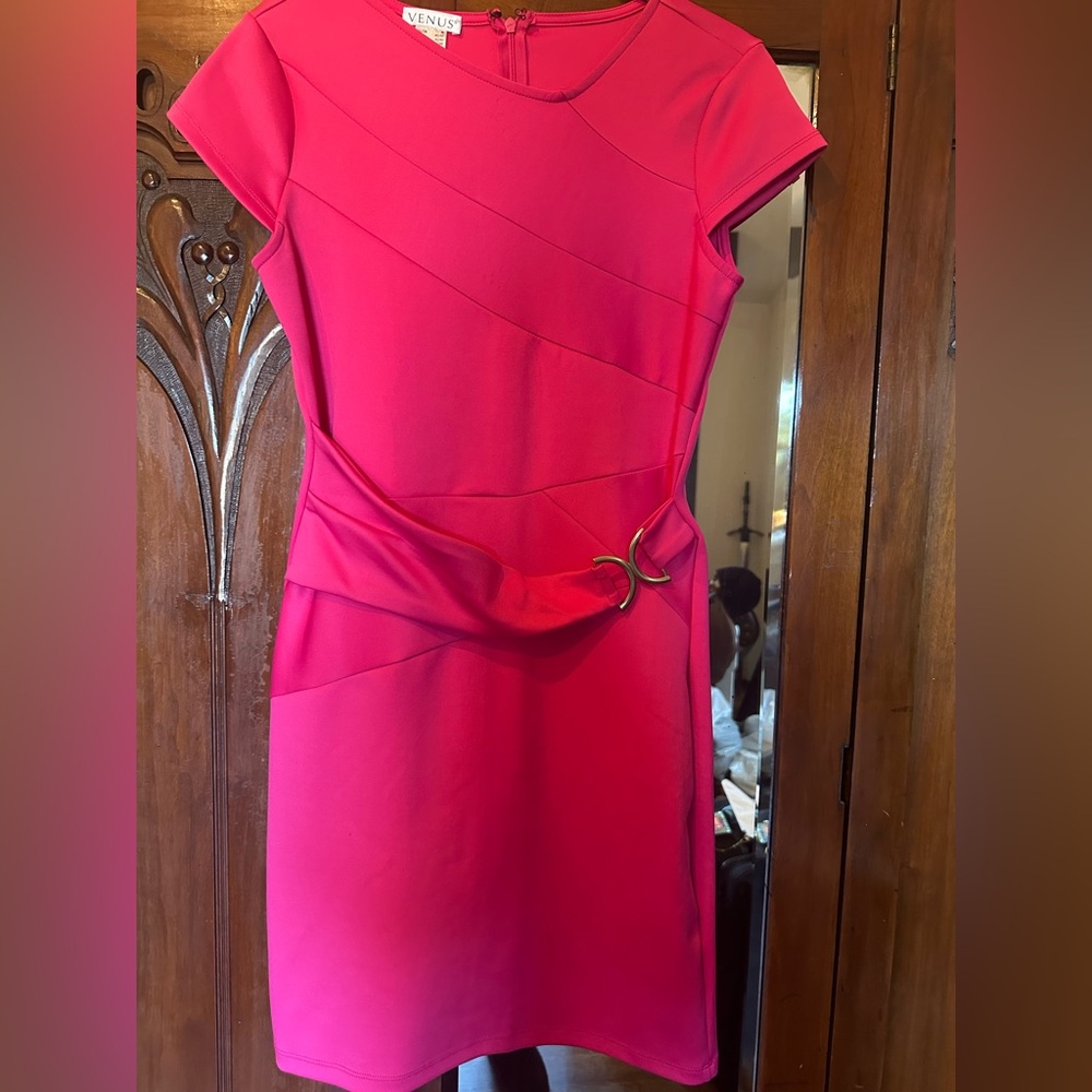 VENUS Vibrant Pink Mini Dress with Elegant Belt